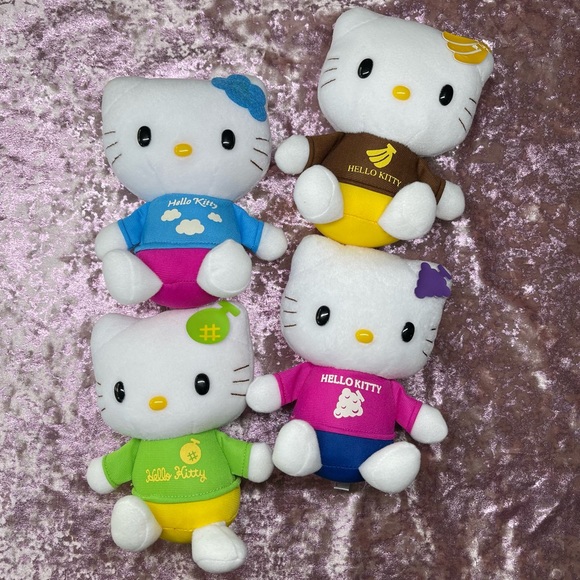 Y2K hello Kitty themed plushie - Picture 1 of 5